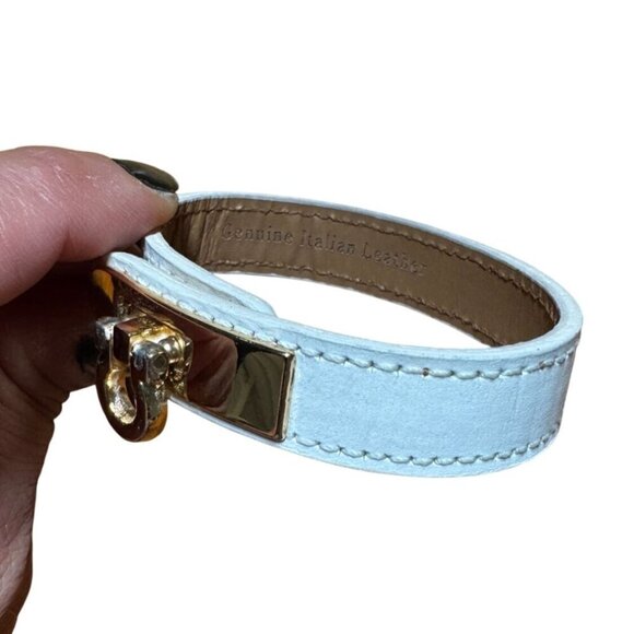 Gancini Buckle White Italian Leather Bracelet Classic Gold-Tone Padlock Closure - Picture 7 of 8